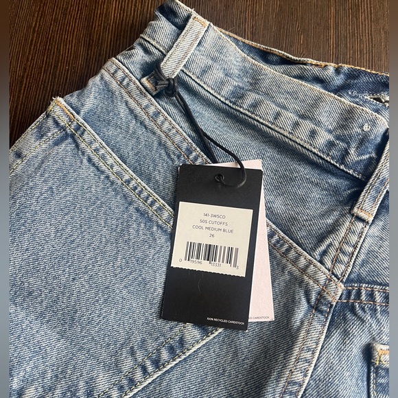 RE/DONE Denim Shorts- NWT - Picture 6 of 7